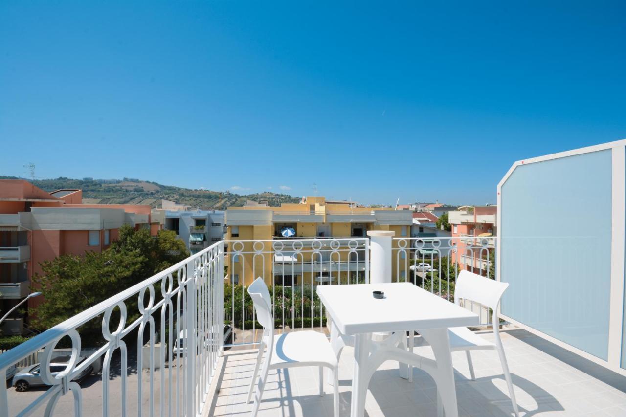 Residence Hotel Alba Palace Alba Adriatica Luaran gambar